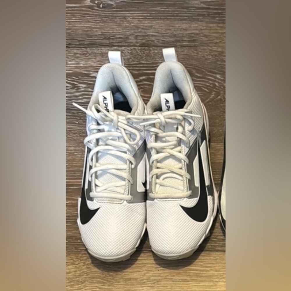 Boys Nike Football Cleats!